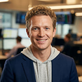 Photo de profil de Ryan Brooks, présenté en tant qu'Analyste principal en trading au sein de Partélance
